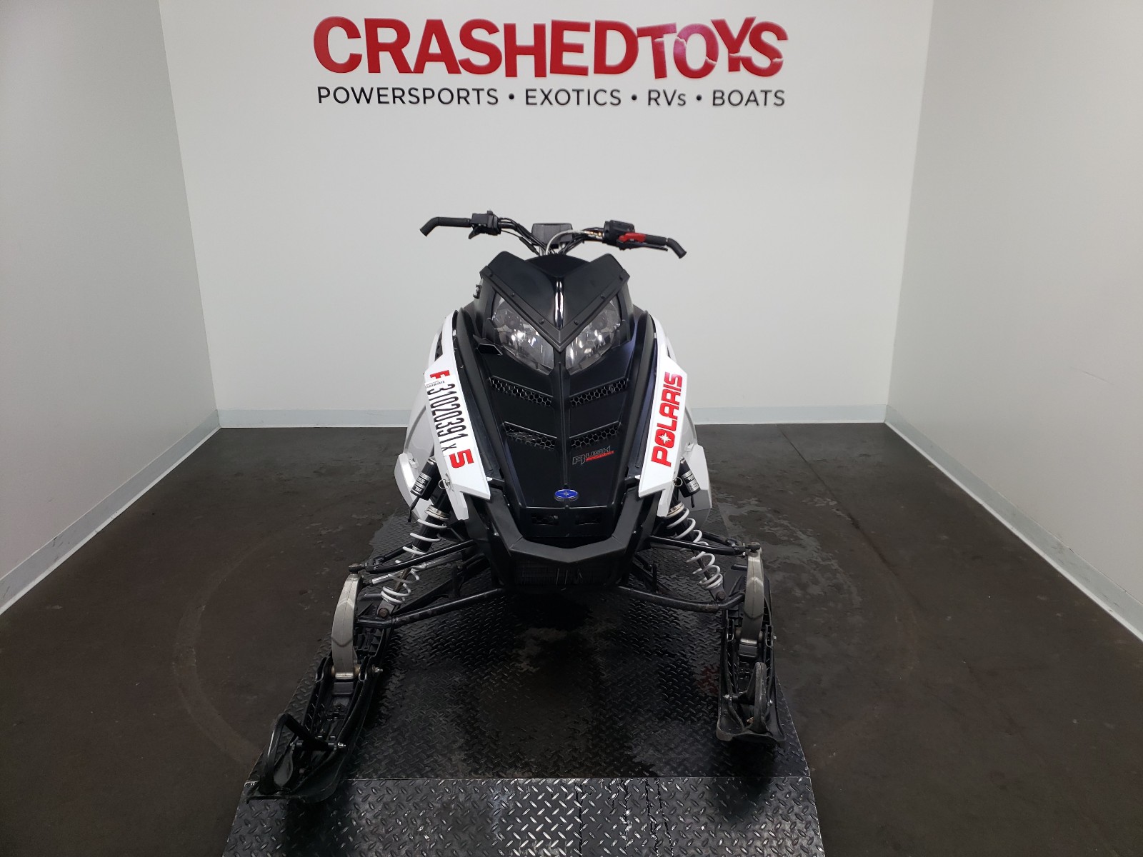 Polaris Snowmobile Image 7